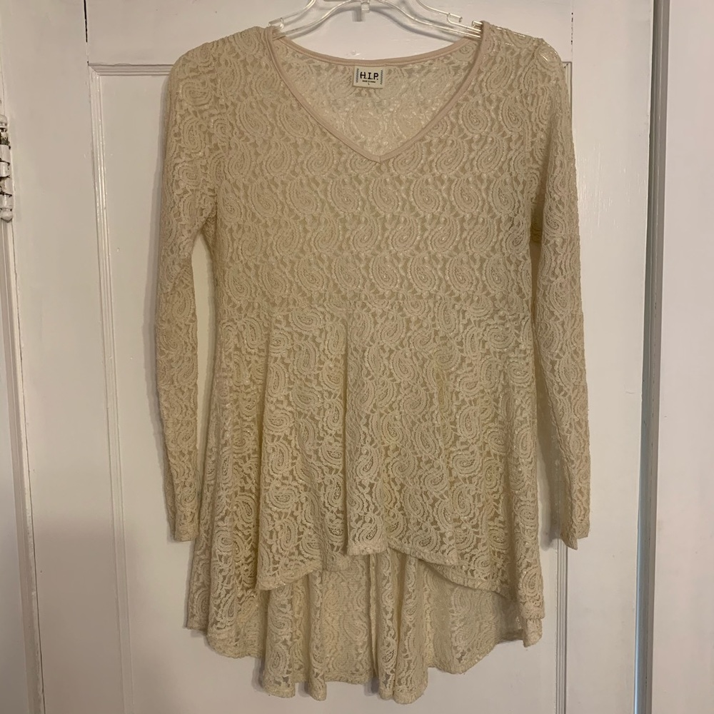 Buckle top